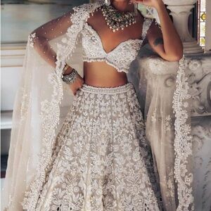 Seema Gujral wedding lehenga